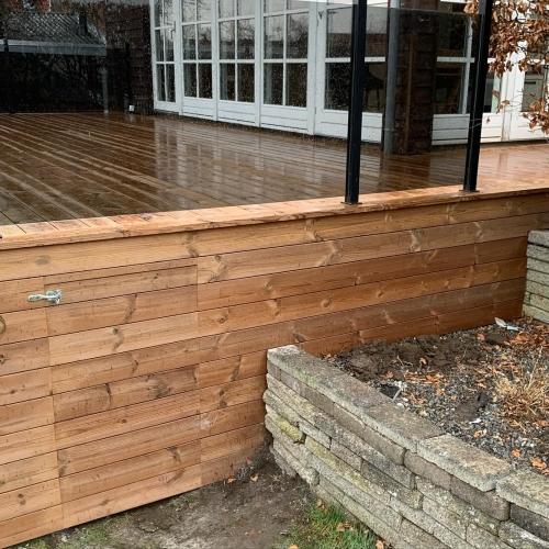 Opbygning af træterrasse med Byg Garanti for kvalitet og tryghed